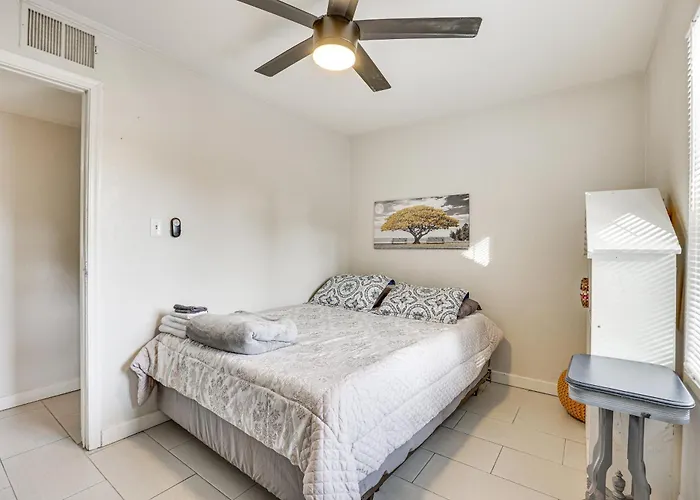 5 Mi To Dtwn: Pet-friendly Gem W/ Patio *