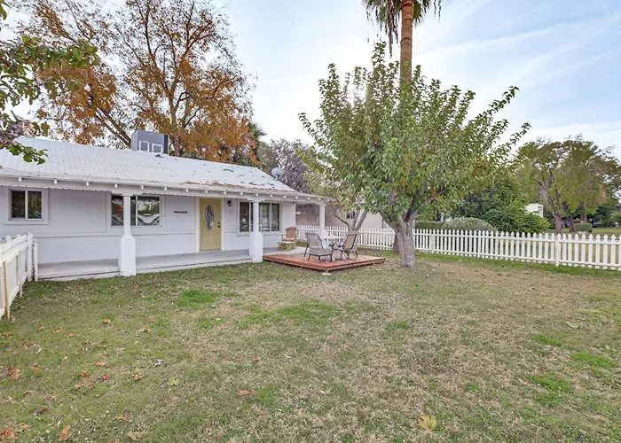 5 Mi To Dtwn: Pet-friendly Gem W/ Patio * Phoenix